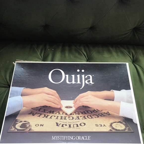 Urban Outfitters Accessories - Vintage original Ouija board, 1992